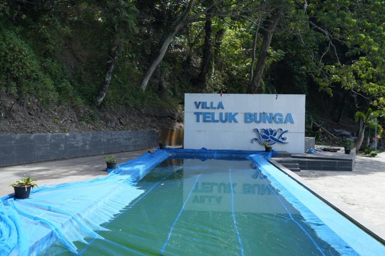 Tiara Bunga Hotel & Villa Балиге Экстерьер фото
