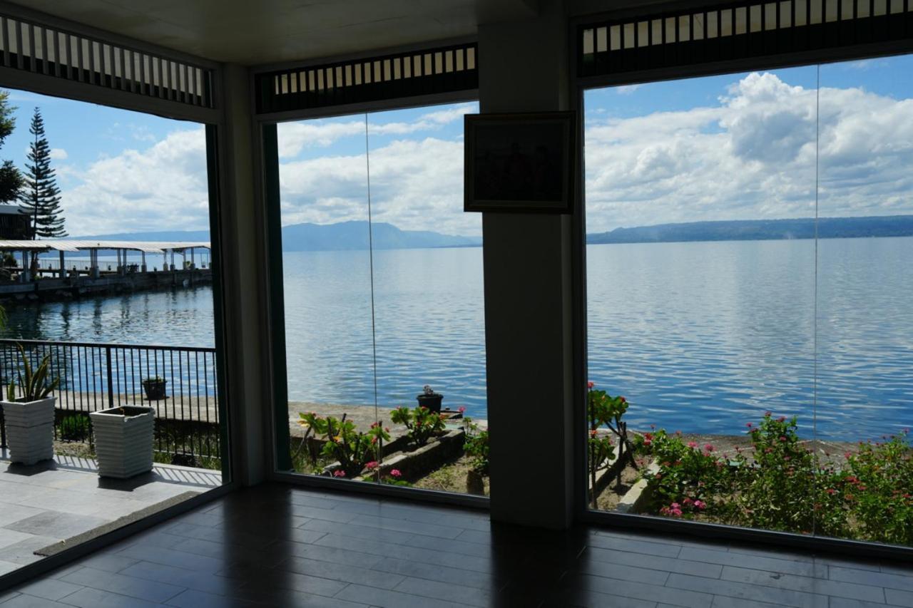 Tiara Bunga Hotel & Villa Балиге Экстерьер фото