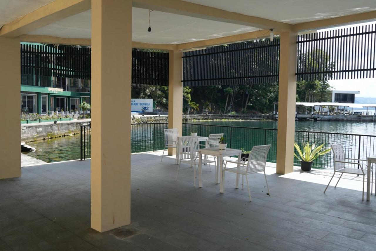 Tiara Bunga Hotel & Villa Балиге Экстерьер фото