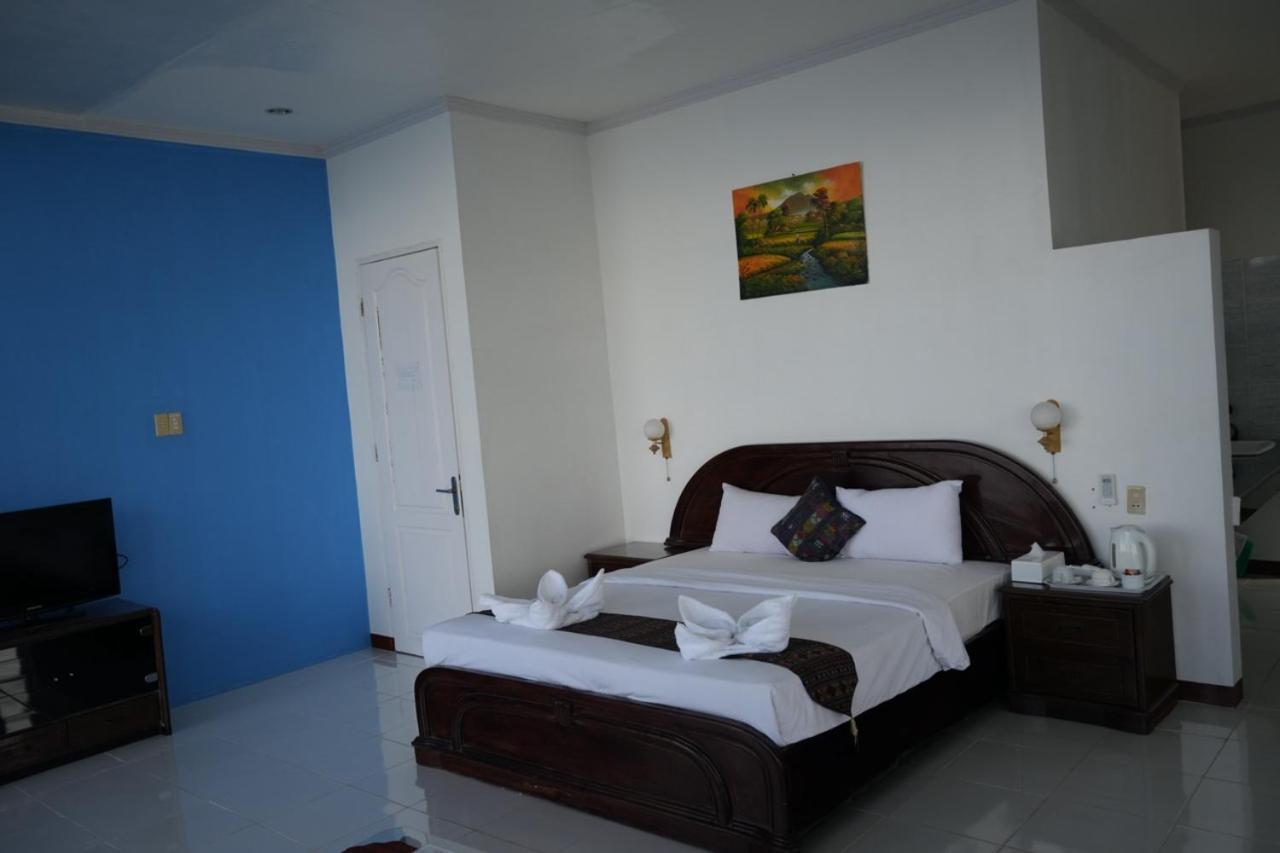 Tiara Bunga Hotel & Villa Балиге Экстерьер фото